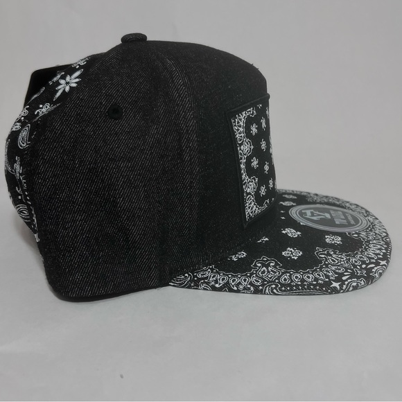Top Level Bandana Embroidered Cap Print Paisley Snapback - Picture 3 of 6